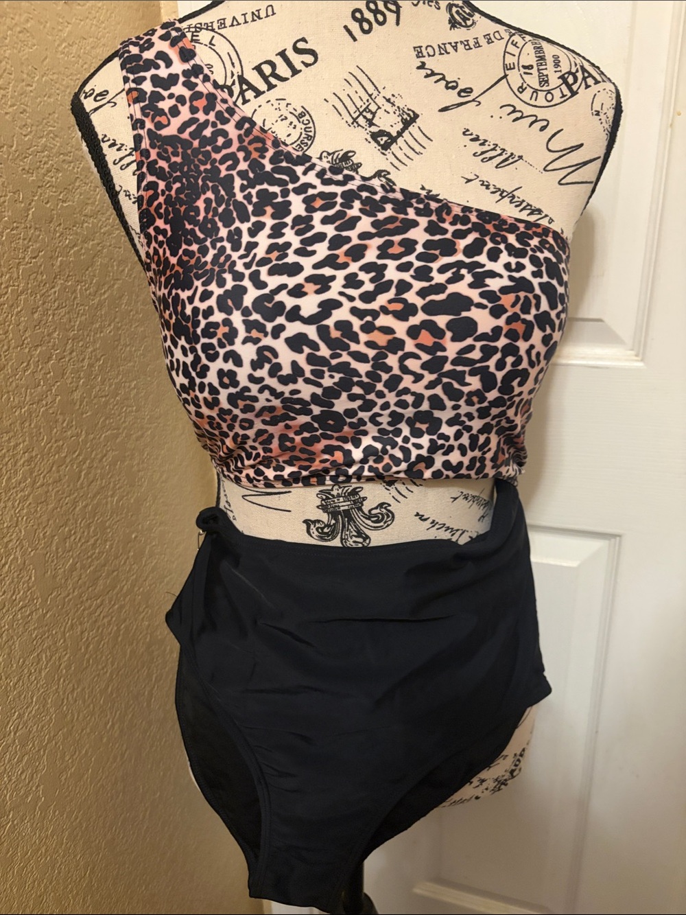 One-Shoulder Leopard Print Tankini Top with Attached High-Waist Black Bottoms